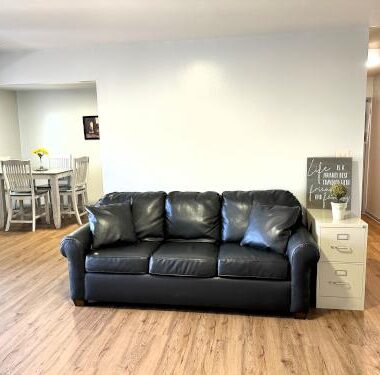 SA354-Livingroom