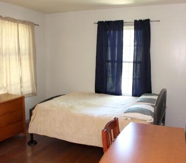 SA1561-apt2B-bedroom2