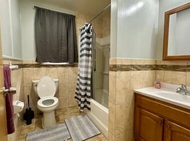 SA2074_Bathroom-500